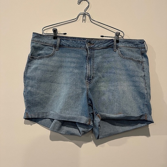 Old Navy Pants - Old navy Jean Shorts